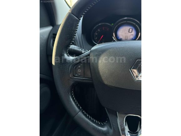 LOCA GARAGE OTOMATİK MAKYAJLI TOUCH PLUS 379.000 KM110HP