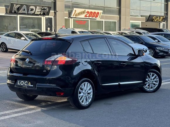 LOCA GARAGE OTOMATİK MAKYAJLI TOUCH PLUS 379.000 KM110HP