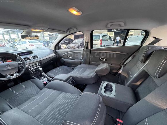 LOCA GARAGE OTOMATİK MAKYAJLI TOUCH PLUS 379.000 KM110HP