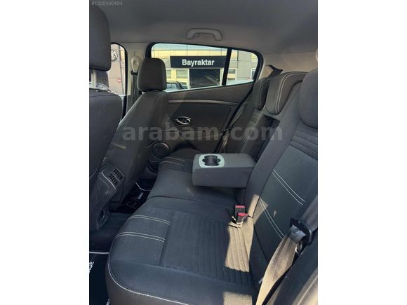 LOCA GARAGE OTOMATİK MAKYAJLI TOUCH PLUS 379.000 KM110HP