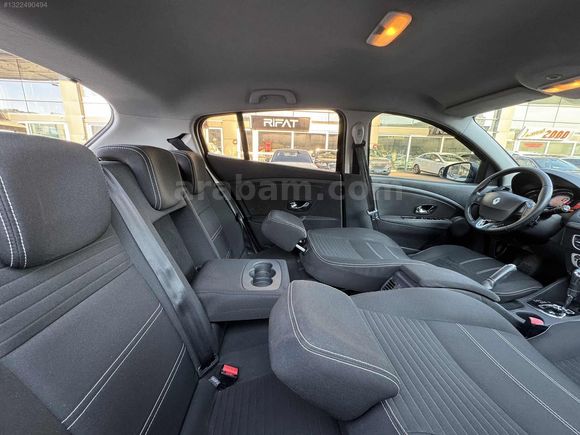 LOCA GARAGE OTOMATİK MAKYAJLI TOUCH PLUS 379.000 KM110HP