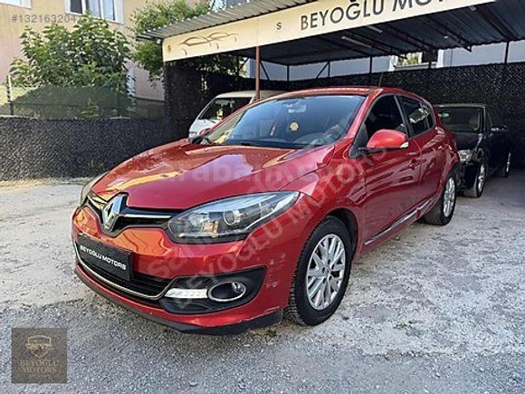 BEYOĞLU MOTORS ÜSKÜDAR'DAN DEĞİŞENSİZ DÜŞÜK KM OTOMATİK MEGANE.