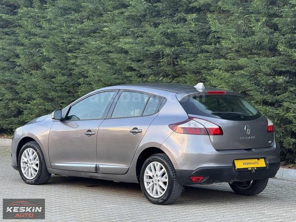 KESKİN AUTO'DAN 2015 MEGANE 1.5 DCI EDC TOUCH PLUS DEĞİŞENSİZ