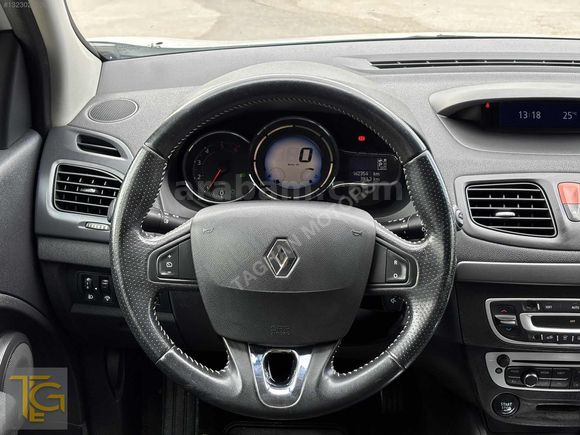 2015/ RENAULT MEGANE 1.5DCI TOUCH PLUS/ K.K 12 TAKSİT