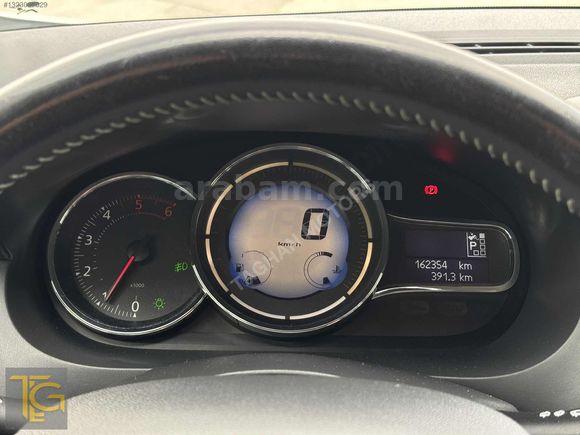 2015/ RENAULT MEGANE 1.5DCI TOUCH PLUS/ K.K 12 TAKSİT