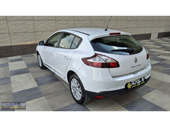 SADECE 72 BİN DE 2015 1.5 DCİ EDC TOUCH PLUS