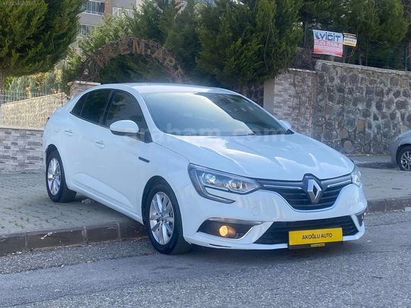AKOĞLUN'DAN HATASIZ AYARINDA 2017 OTOMATİK DÜŞÜK KM MEGANE 4