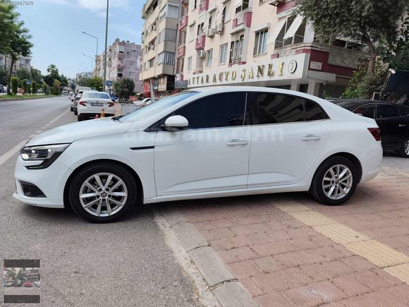 2021 çıkışlı Megane 168 bin km touch plus dizel otomatik hatasız