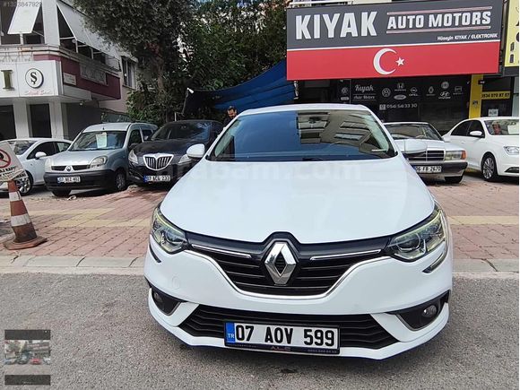 2021 çıkışlı Megane 168 bin km touch plus dizel otomatik hatasız