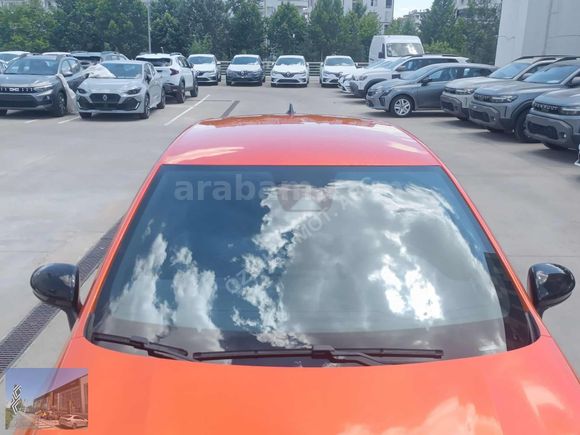ÖZKILIÇ RENAULT-DACİA YETKİLİ BAYİ'DEN SERVİS BAKIMLI CLİO