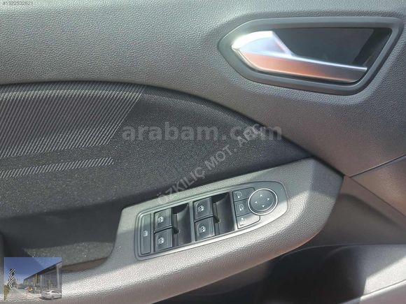 ÖZKILIÇ RENAULT-DACİA YETKİLİ BAYİ'DEN SERVİS BAKIMLI CLİO