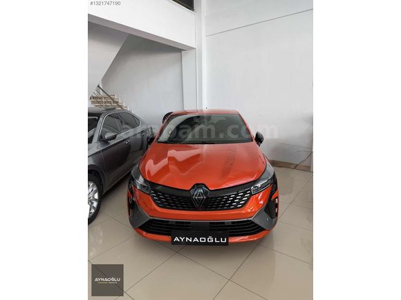 AYNAOĞLU 2024 MD RENAULT CLIO 1.0 TCE ALPINE 40 BİN KM OTOMATİK