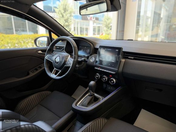 AYNAOĞLU 2024 MD RENAULT CLIO 1.0 TCE ALPINE 40 BİN KM OTOMATİK
