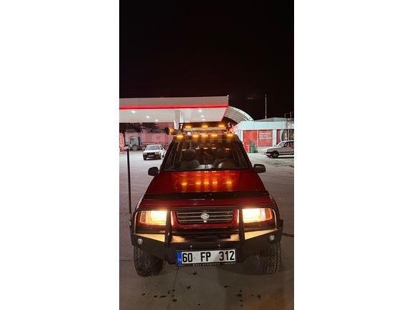Hastasına suziki vitara jlx 2001 Klimalı