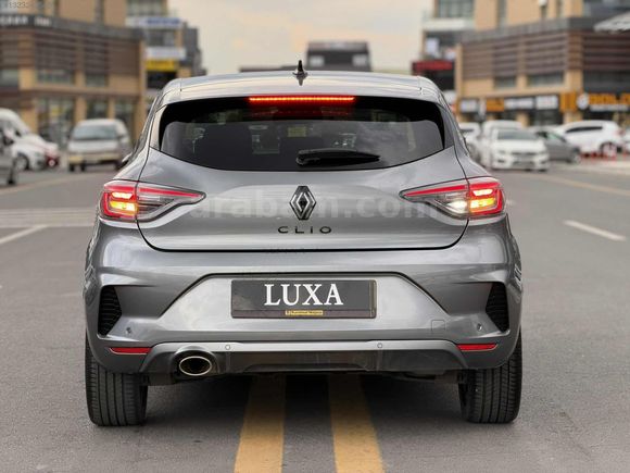 LUXA AUTO'DAN HATASIZ BOYASIZ TRAMERSİZ DÜŞÜK KM