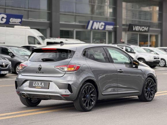 LUXA AUTO'DAN HATASIZ BOYASIZ TRAMERSİZ DÜŞÜK KM