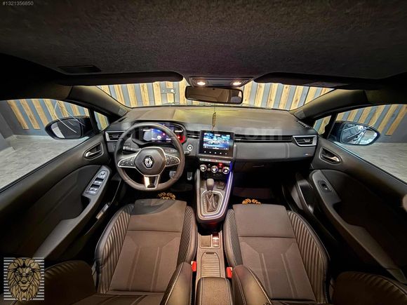 2024**RENAULT CLİO**1.0 Tce**ESPRİT ALPİNE**20.000km**HATASIZ