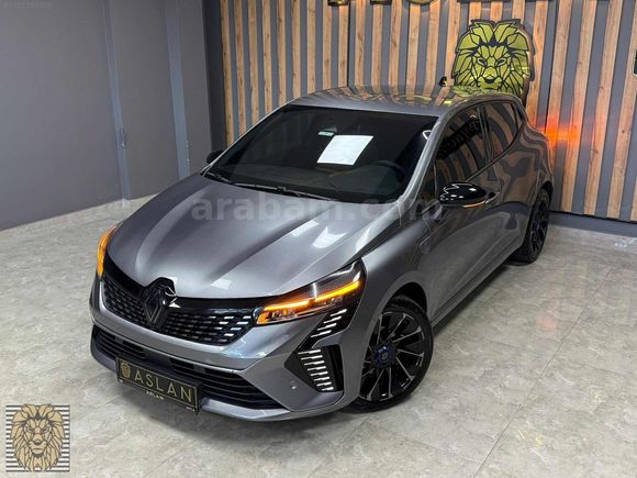 2024**RENAULT CLİO**1.0 Tce**ESPRİT ALPİNE**20.000km**HATASIZ