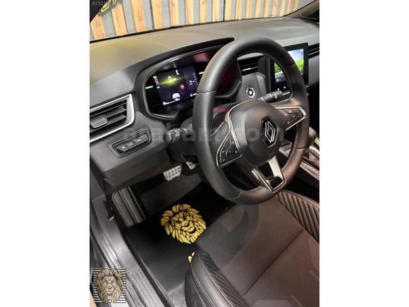 2024**RENAULT CLİO**1.0 Tce**ESPRİT ALPİNE**20.000km**HATASIZ