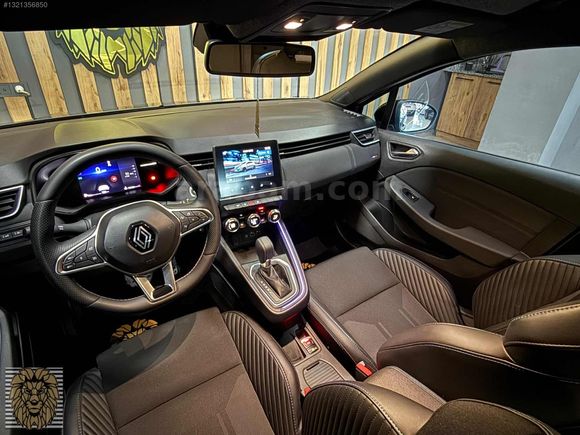 2024**RENAULT CLİO**1.0 Tce**ESPRİT ALPİNE**20.000km**HATASIZ