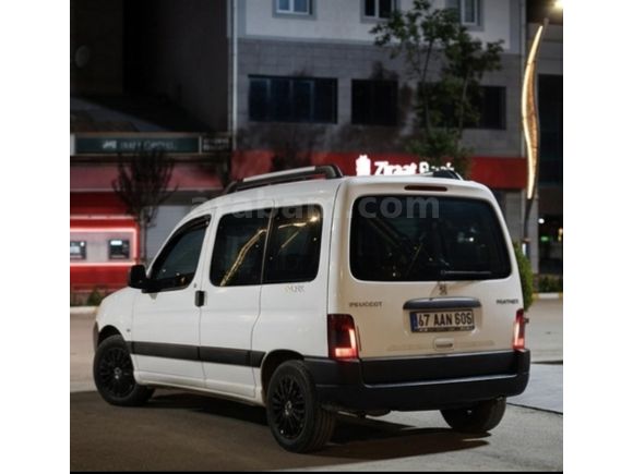 Sahibinden Peugeot Partner 1.9 D 2004 Model