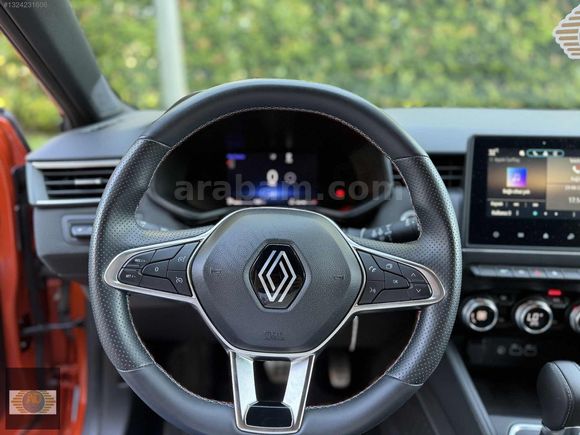 2024 MODEL RENAULT CLİO 1.0 TCE ALPİNE 25.000 KM HATSIZ