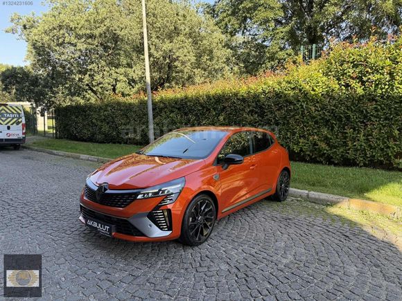 2024 MODEL RENAULT CLİO 1.0 TCE ALPİNE 25.000 KM HATSIZ