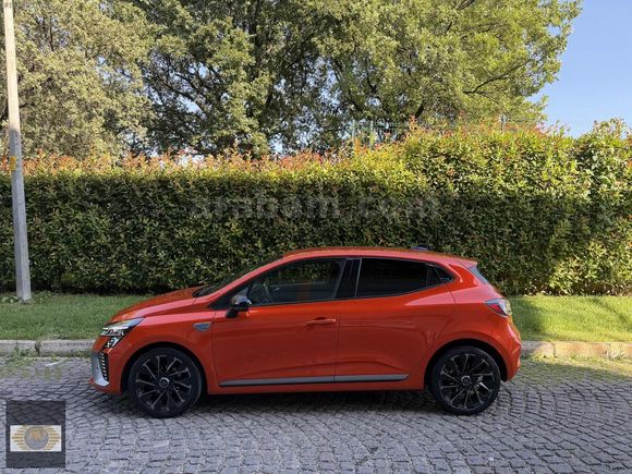 2024 MODEL RENAULT CLİO 1.0 TCE ALPİNE 25.000 KM HATSIZ