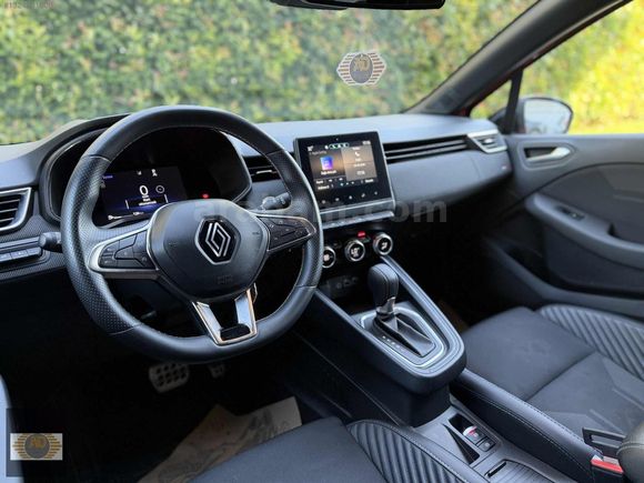 2024 MODEL RENAULT CLİO 1.0 TCE ALPİNE 25.000 KM HATSIZ