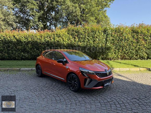 2024 MODEL RENAULT CLİO 1.0 TCE ALPİNE 25.000 KM HATSIZ