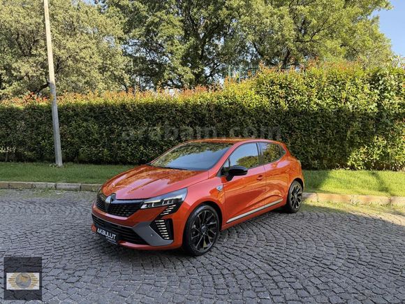 2024 MODEL RENAULT CLİO 1.0 TCE ALPİNE 25.000 KM HATSIZ