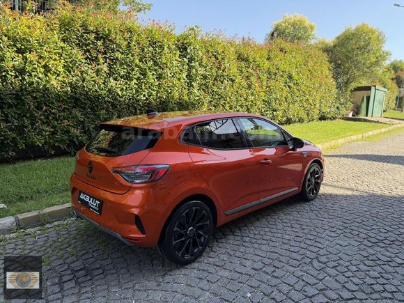 2024 MODEL RENAULT CLİO 1.0 TCE ALPİNE 25.000 KM HATSIZ
