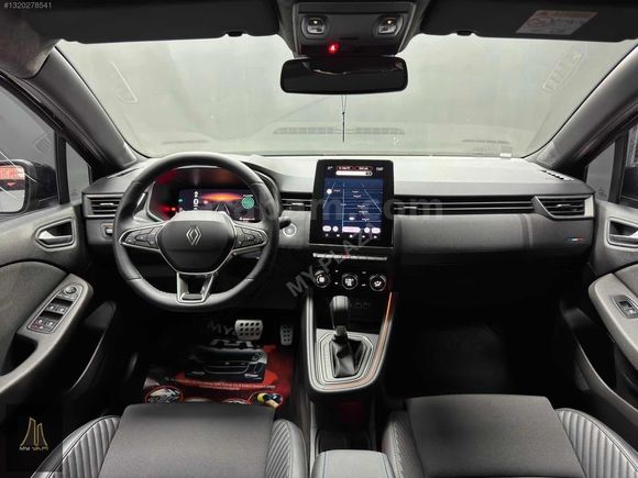 MY PLAZA- 2025 RENAULT CLİO 1.0 TCe TECHNO ESPRİT ALPİNE HATASIZ
