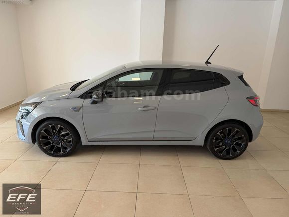 2024 RENAULT CLIO 1.0 TCe TECHNO ESPRİT ALPİNE 16.000 KM BOYASIZ