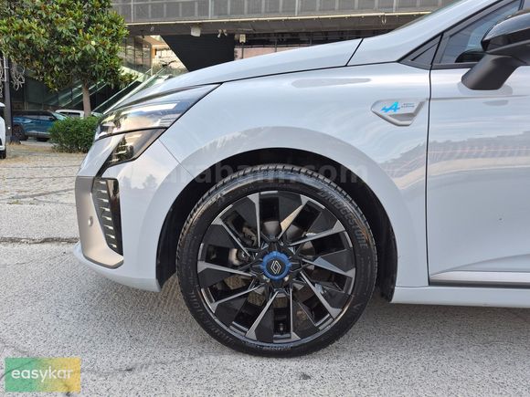 %20 PEŞİN 24 AY TAK?SİT!!2025 RENAULT CLIO TECHNO ESPRIT ALPINE