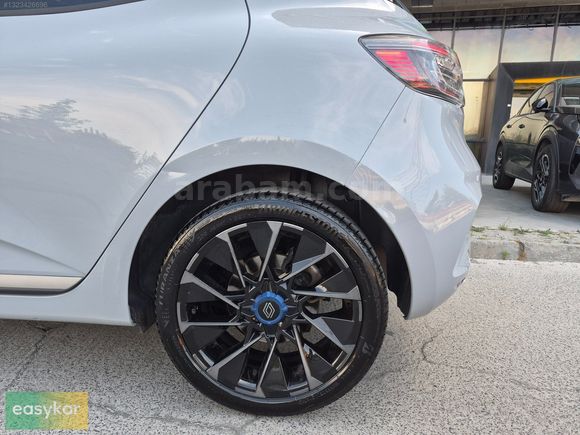 %20 PEŞİN 24 AY TAK?SİT!!2025 RENAULT CLIO TECHNO ESPRIT ALPINE