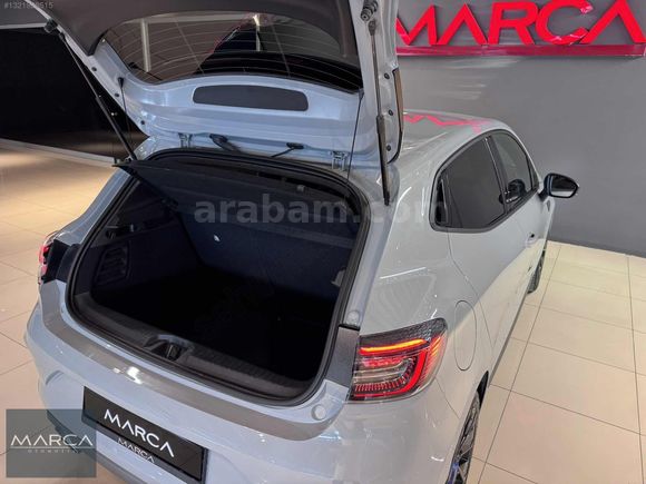 MARCA 2025 RENAULT CLİO TECHNO ESPRİT ALPHINE/HATASIZ/18.500KM