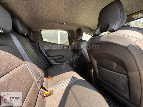 BORZ MOTOR'DAN2025 RENAULT CLİO T.ESPRİT ALPHİNE HATASIZ 9.000KM
