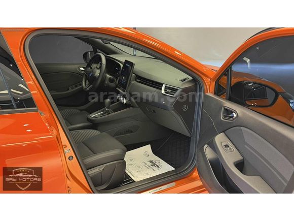 HATASIZ RENAULT CLİO TECHNO ESPRIT ALPİNE LANSMAN B. EKRAN 14KM