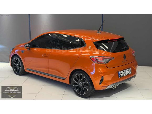 HATASIZ RENAULT CLİO TECHNO ESPRIT ALPİNE LANSMAN B. EKRAN 14KM