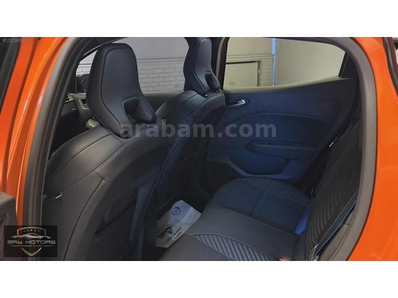 HATASIZ RENAULT CLİO TECHNO ESPRIT ALPİNE LANSMAN B. EKRAN 14KM