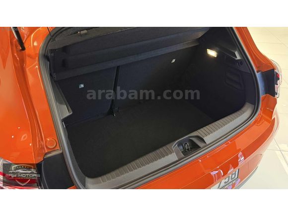 HATASIZ RENAULT CLİO TECHNO ESPRIT ALPİNE LANSMAN B. EKRAN 14KM