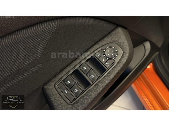 HATASIZ RENAULT CLİO TECHNO ESPRIT ALPİNE LANSMAN B. EKRAN 14KM
