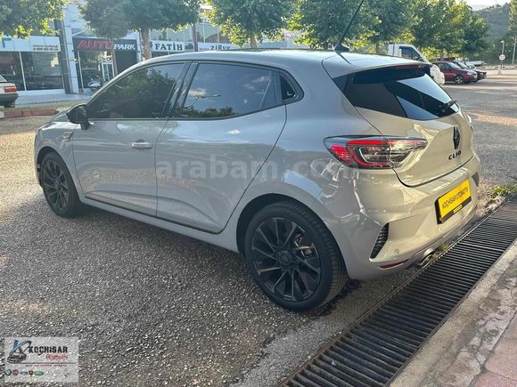 GENİŞ EKRAN GSR2 ALPİNE CLİO DÜŞÜK KM HATASIZ