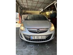 Öğretmenden hatasız boyasız tramersiz Opel Corsa 1.2 Twinport Essentia 2013 Model 
