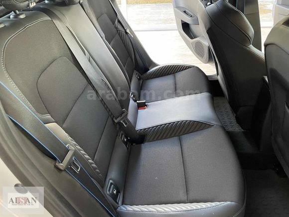 2025 RENAULT CLİO 1.0 TCE TECHNO ESPRİT ALPİNE HATASIZ 23.500KM