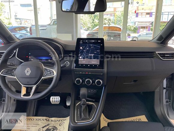 2025 RENAULT CLİO 1.0 TCE TECHNO ESPRİT ALPİNE HATASIZ 23.500KM