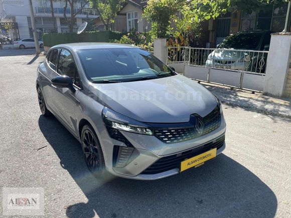 2025 RENAULT CLİO 1.0 TCE TECHNO ESPRİT ALPİNE HATASIZ 23.500KM