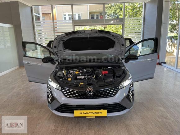 2025 RENAULT CLİO 1.0 TCE TECHNO ESPRİT ALPİNE HATASIZ 23.500KM