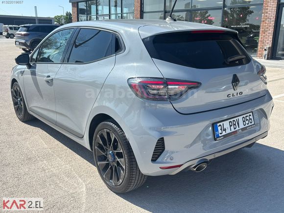 ESKİŞEHİR KAR 2. EL'DEN 2025 RENAULT CLİO TECHNO ESPRİT ALPHİNE